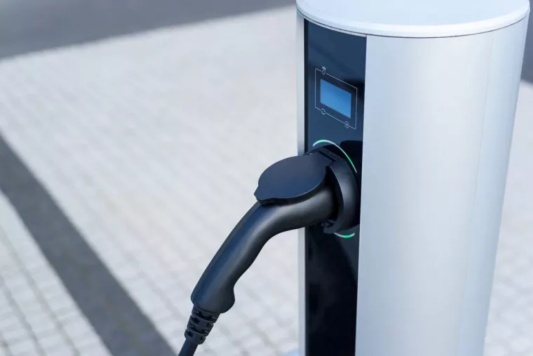 À qui faire appel pour installer une borne de recharge dans des locaux professionnels ?, Albi, GUILLEMOT ELECTRICITE